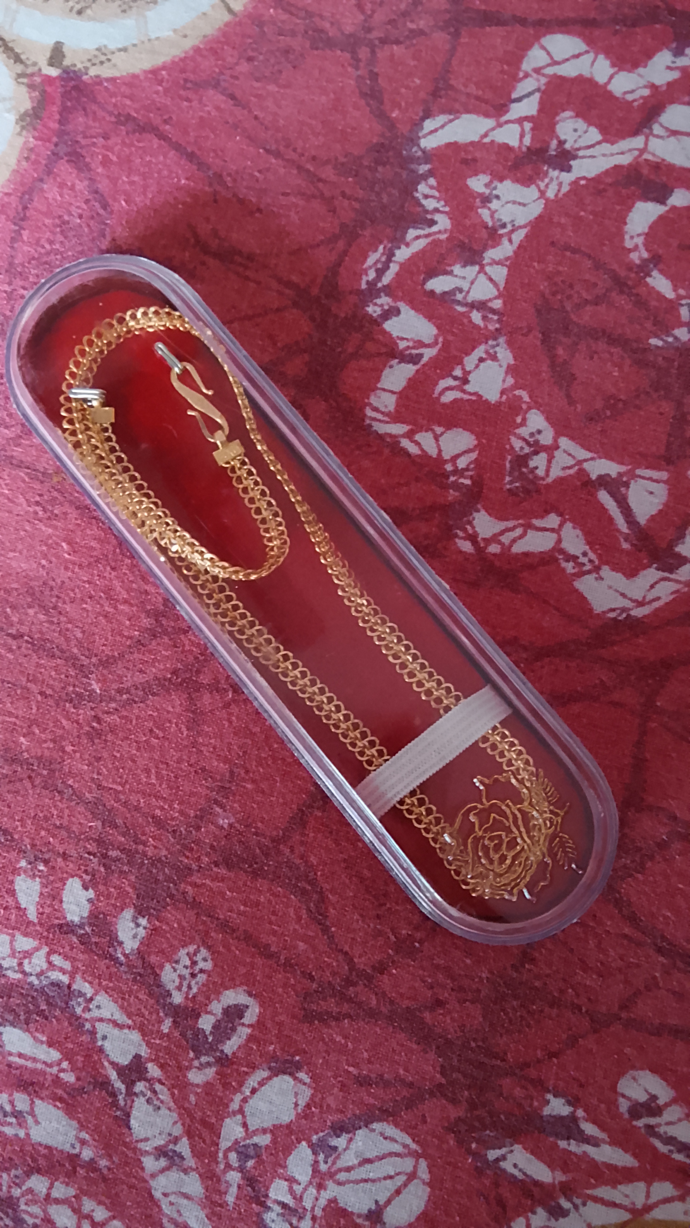 VI giving golden chain in 2 lakhs - image 2