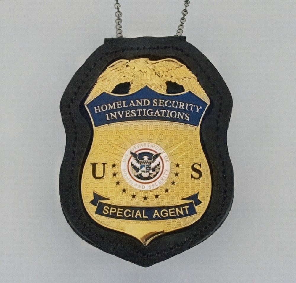 told both scammer i was a homeland security  - image 2