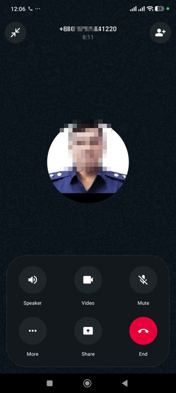 Impersonating police for fraud