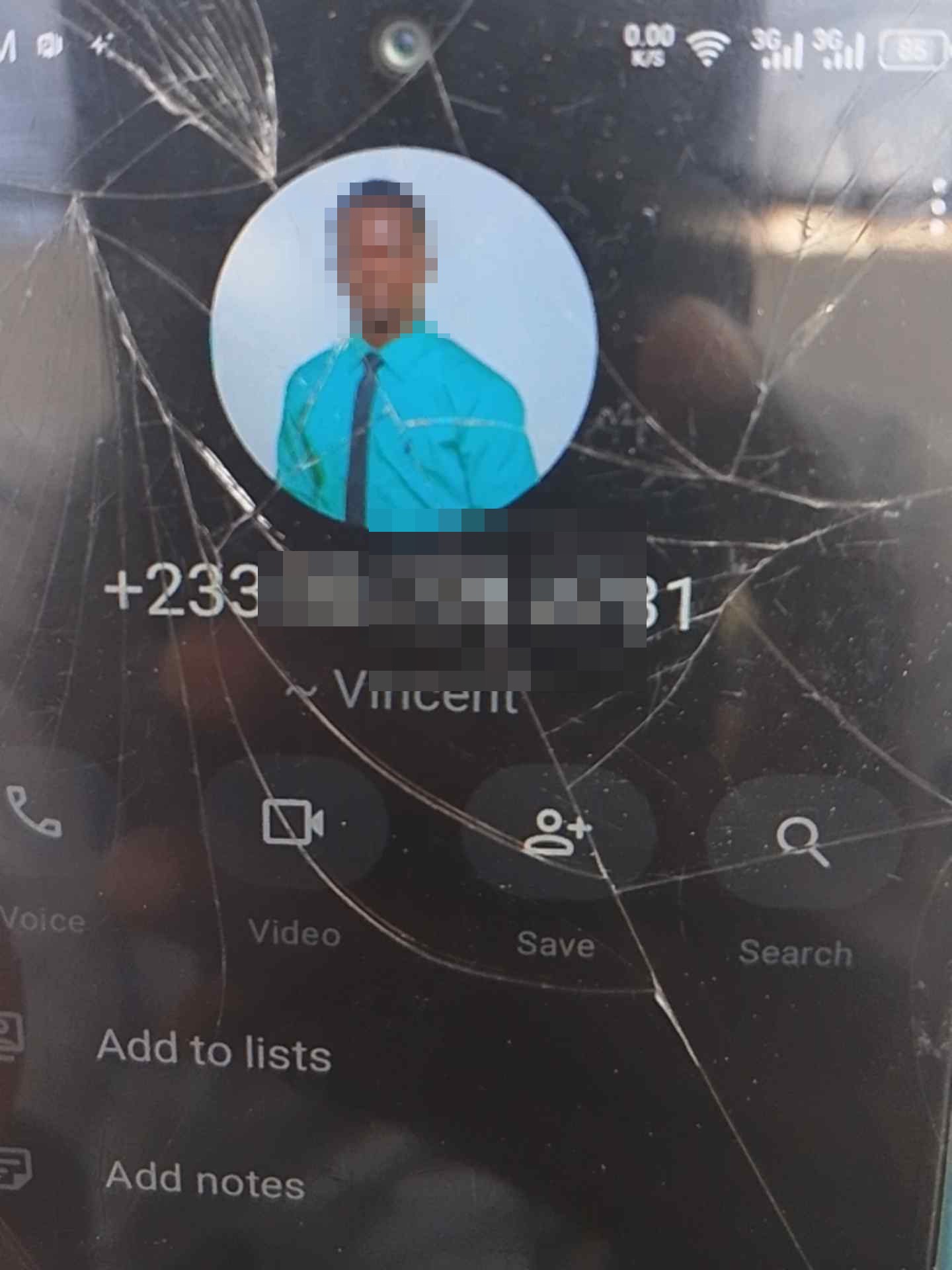 scam fraud peoples that's their numbers and then the logo