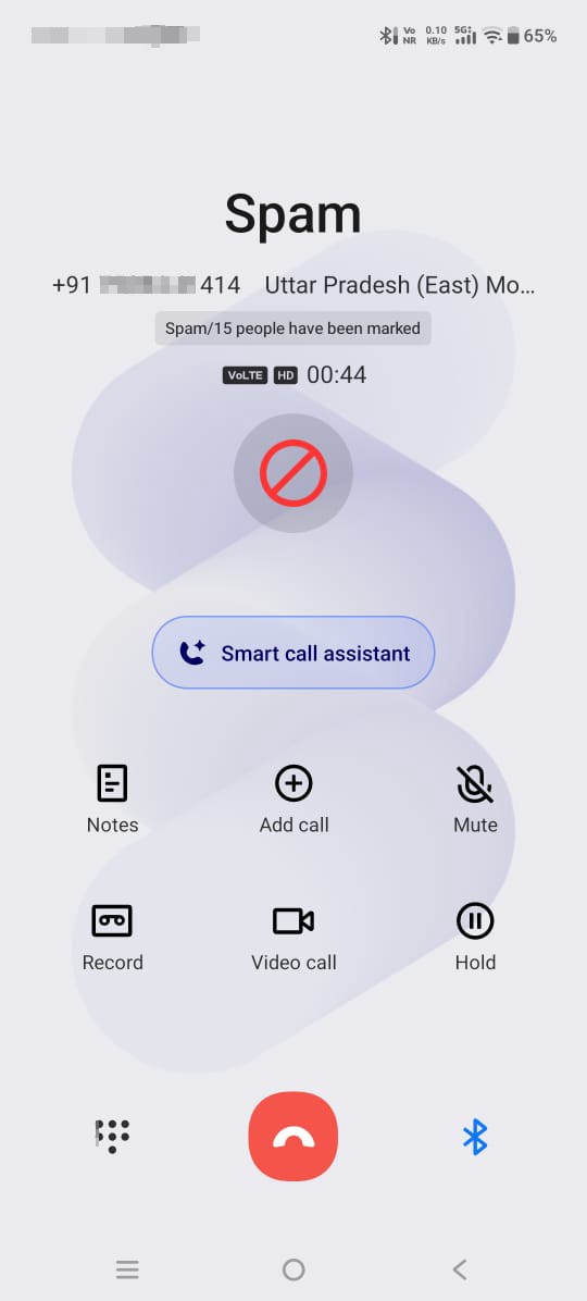 Someone is calling me on their mobile, it's spam.