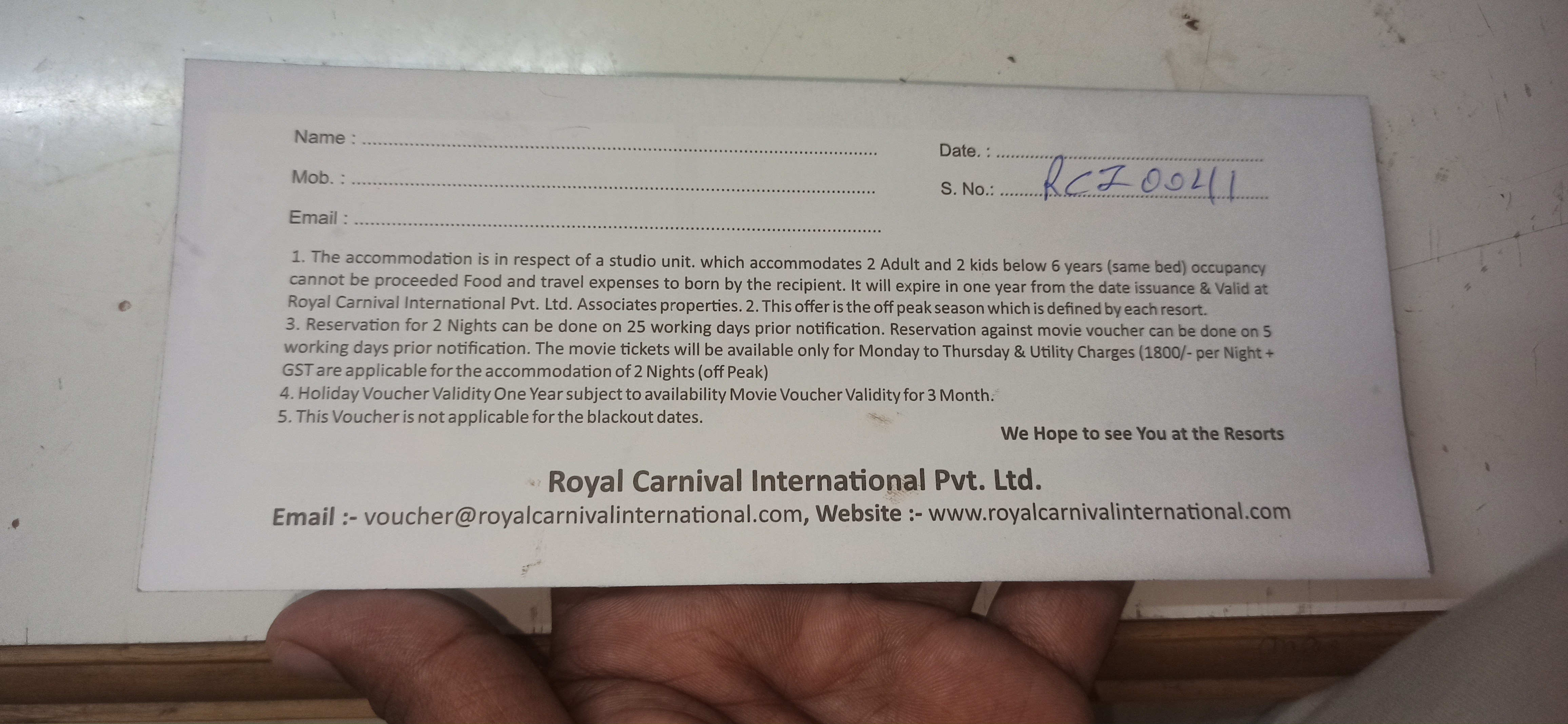 Royal Carnival International – Caution: Holiday Membership Sales high pressure on table offers  - image 2