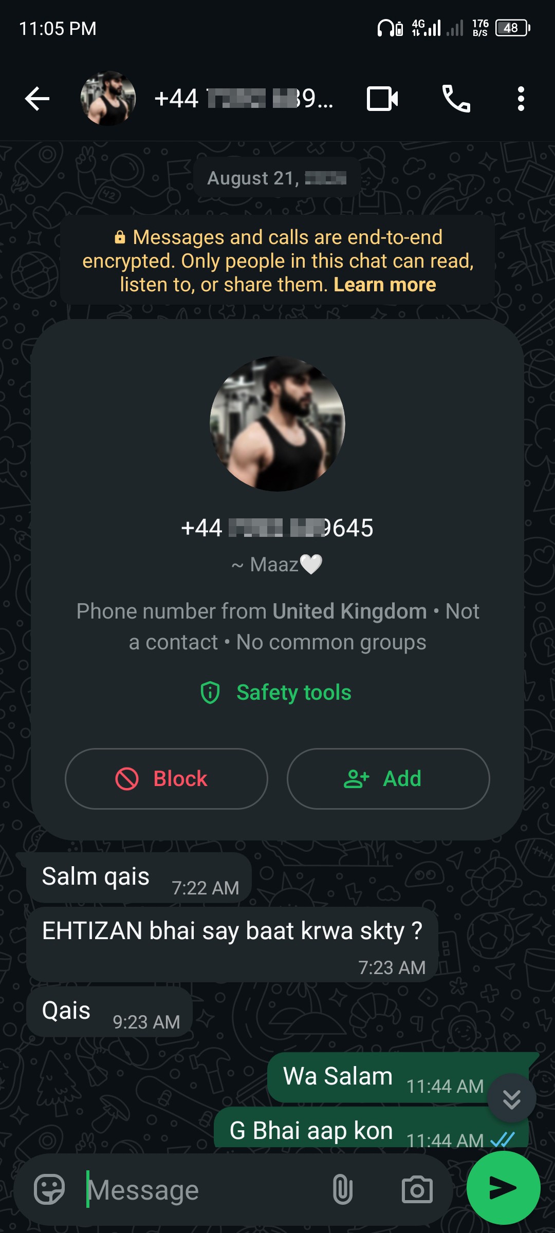 ​Dear Support Team s] ye mujhy or Meri sis ko hares karta he or damki deta he