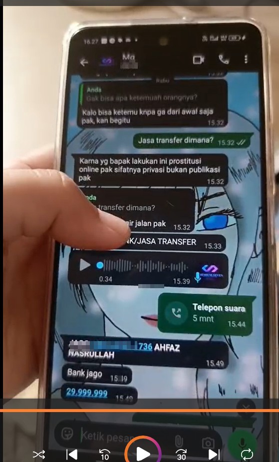 Hundreds of millions of scammers 